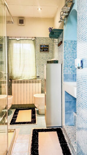 Appartement, patio | Badkamer