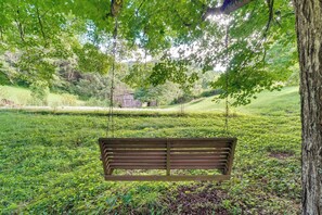 Property grounds - Country Cottage Near Norris Lake (Sharps Chapel)