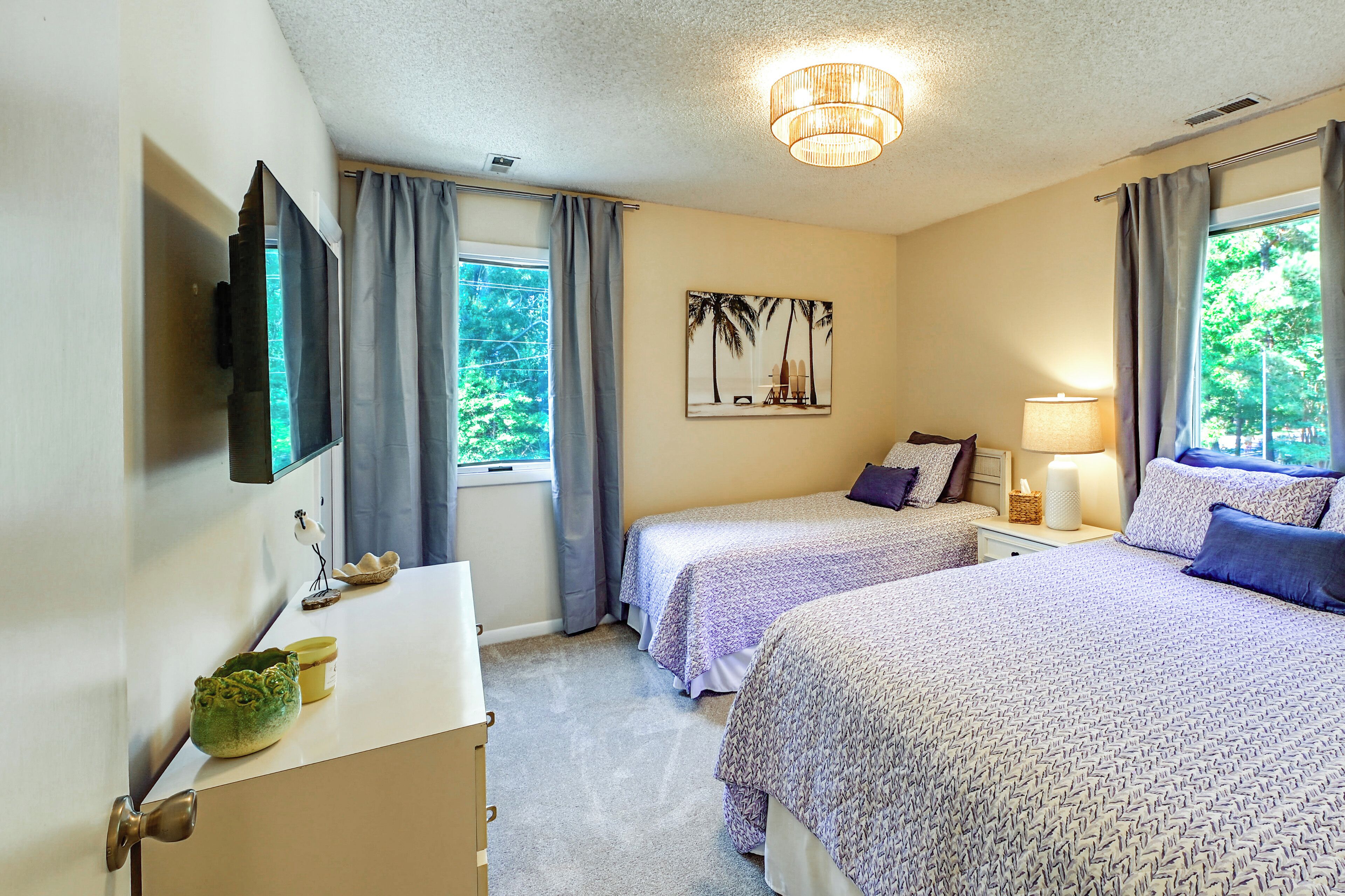 Amazing Location! Updated Bethany Beach Retreat! - Bethany Beach, DE