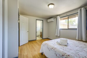 Room - 3 Mi Dtwn! Eugene Family Retreat w/ Yard & Patio (Eugene)