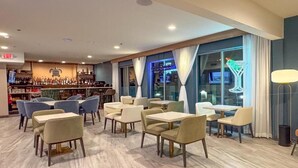 Bar (on property) - Deluxe Single King Room with Sofa Bed (Port Aransas, TX)