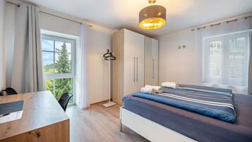 2 Schlafzimmer, Bügeleisen/Bügelbrett, WLAN, Bettwäsche