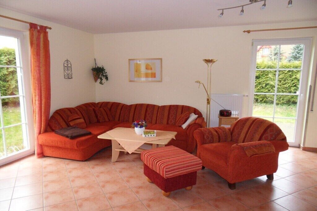 Smart TV, fireplace, DVD player, books