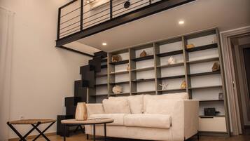 Apartment, City View | Interior