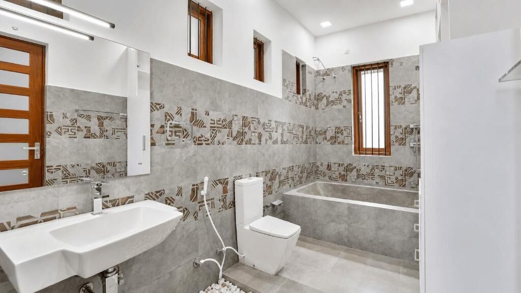 Family Room, Garden View | Bathroom