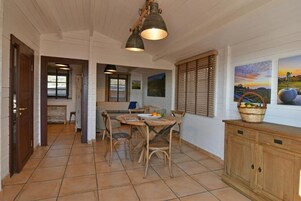 Bungalow, vista giardino | Pasti