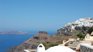 Unclassified image, 5 of 25, button - Virelian Studio, Divine Sea Views, Furnished Terrace, Naxos (Plaka)