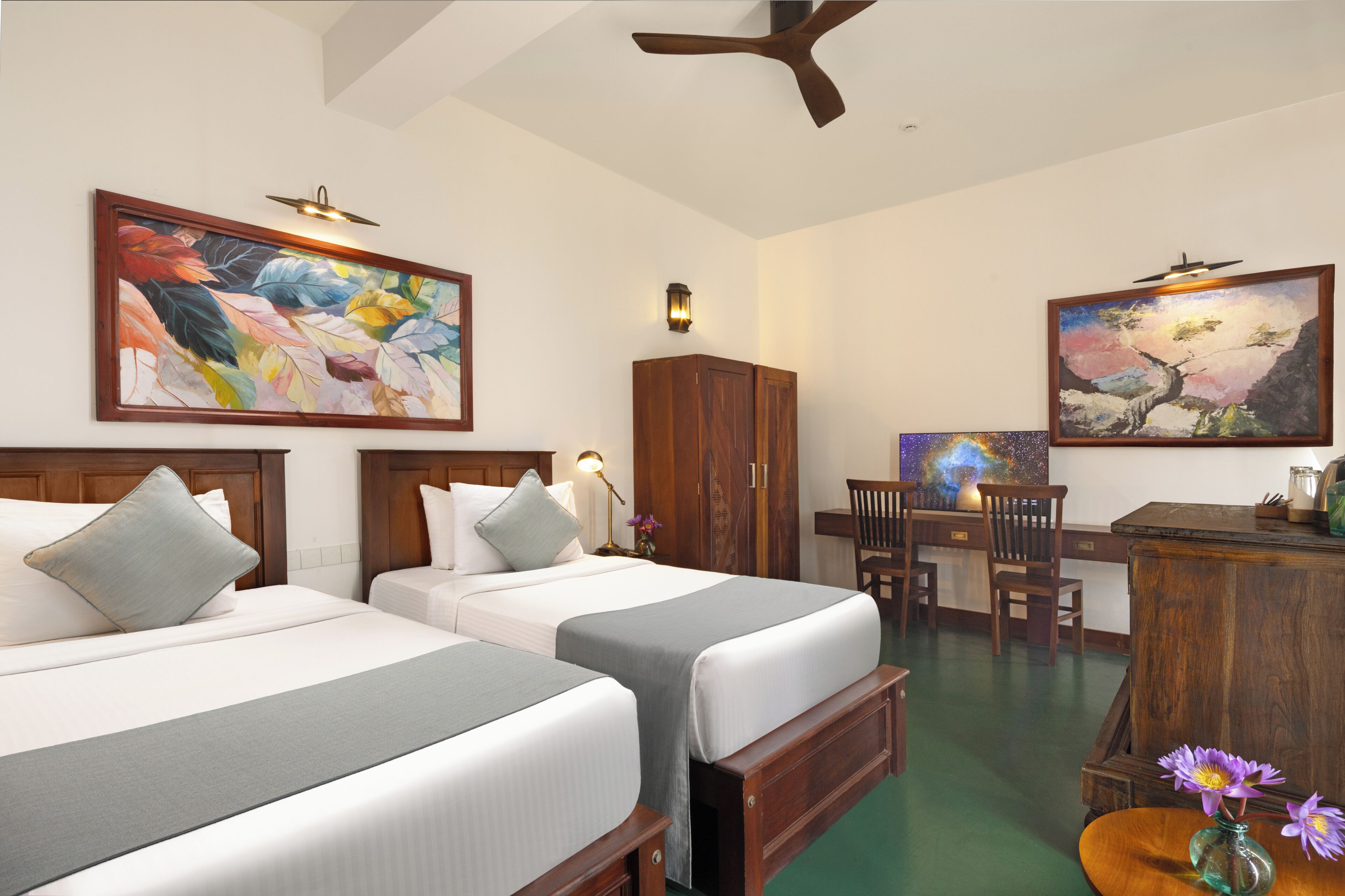 In-room safe, iron/ironing board, free WiFi