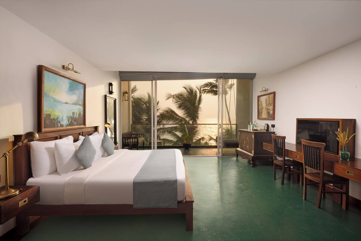 In-room safe, iron/ironing board, free WiFi