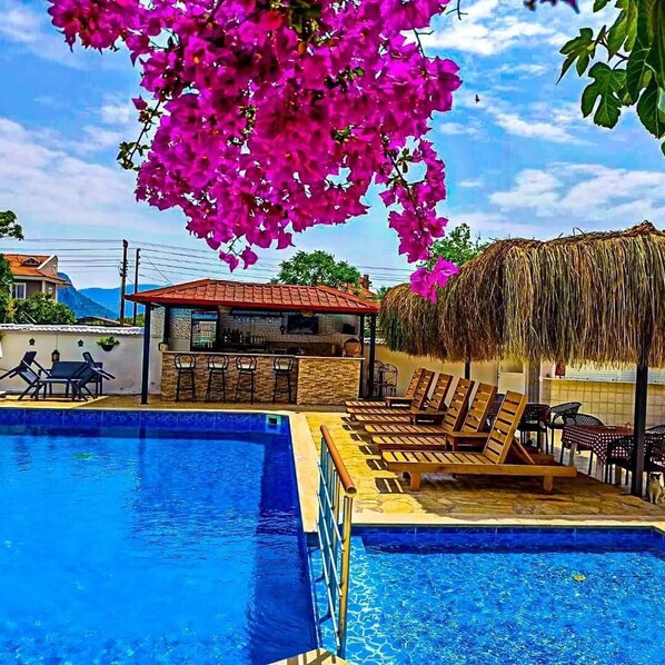 Alberca al aire libre