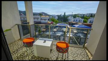 Double Room, Balcony | Outdoor dining