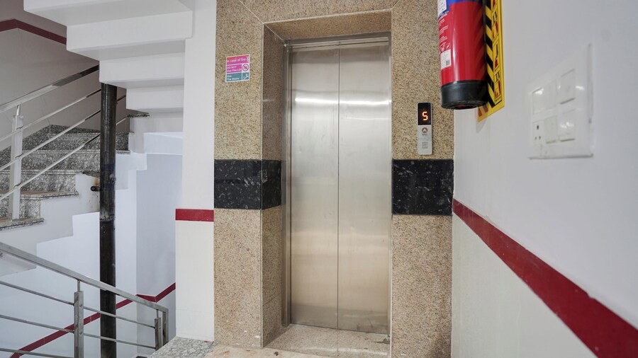 Hotel O Ajmer Central Grand Suman