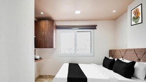 Room - Hotel O Ajmer Central Grand Suman (Ajmer)