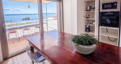 Villa with magnificent views of the Bolsena lake. Air conditioning in all rooms