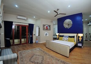 5 chambres, Wi-Fi, draps fournis