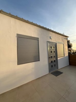 Property grounds - Jofri Rooms (Himarë)