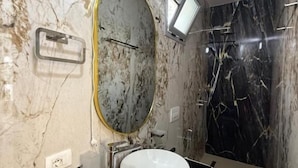 Unclassified image, 2 of 19, button - Jofri Rooms (Himarë)