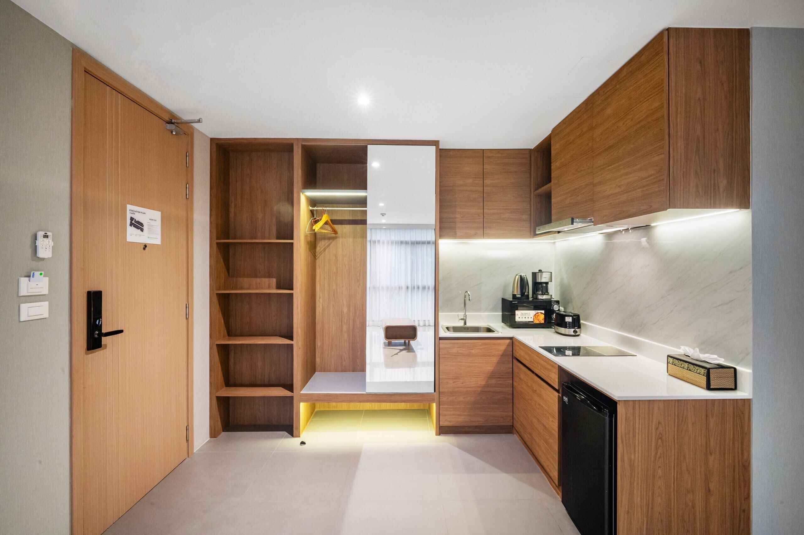 Family Apartment, Courtyard View | Hypo-allergenic bedding available, WiFi (free)
