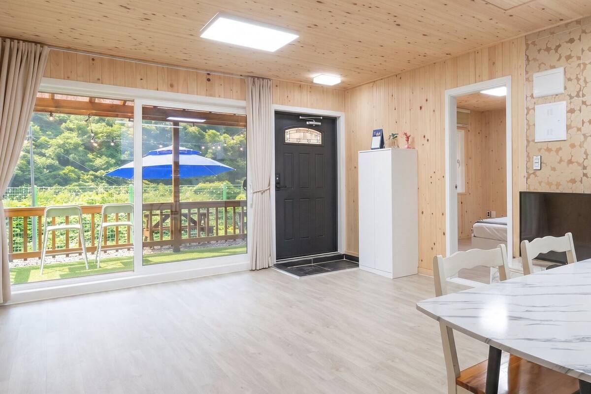 Basic-Zimmer, 1 Schlafzimmer (Standard Room 2(Private BBQ))