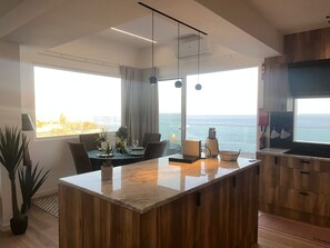 Dining - Seascape Penthouse - Wake Up to the Atlantic | Oceanfront Penthouse (Funchal)