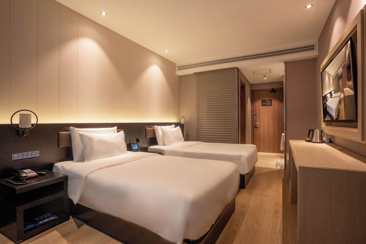 Superior Twin Room | Down duvets, free minibar, in-room safe, desk