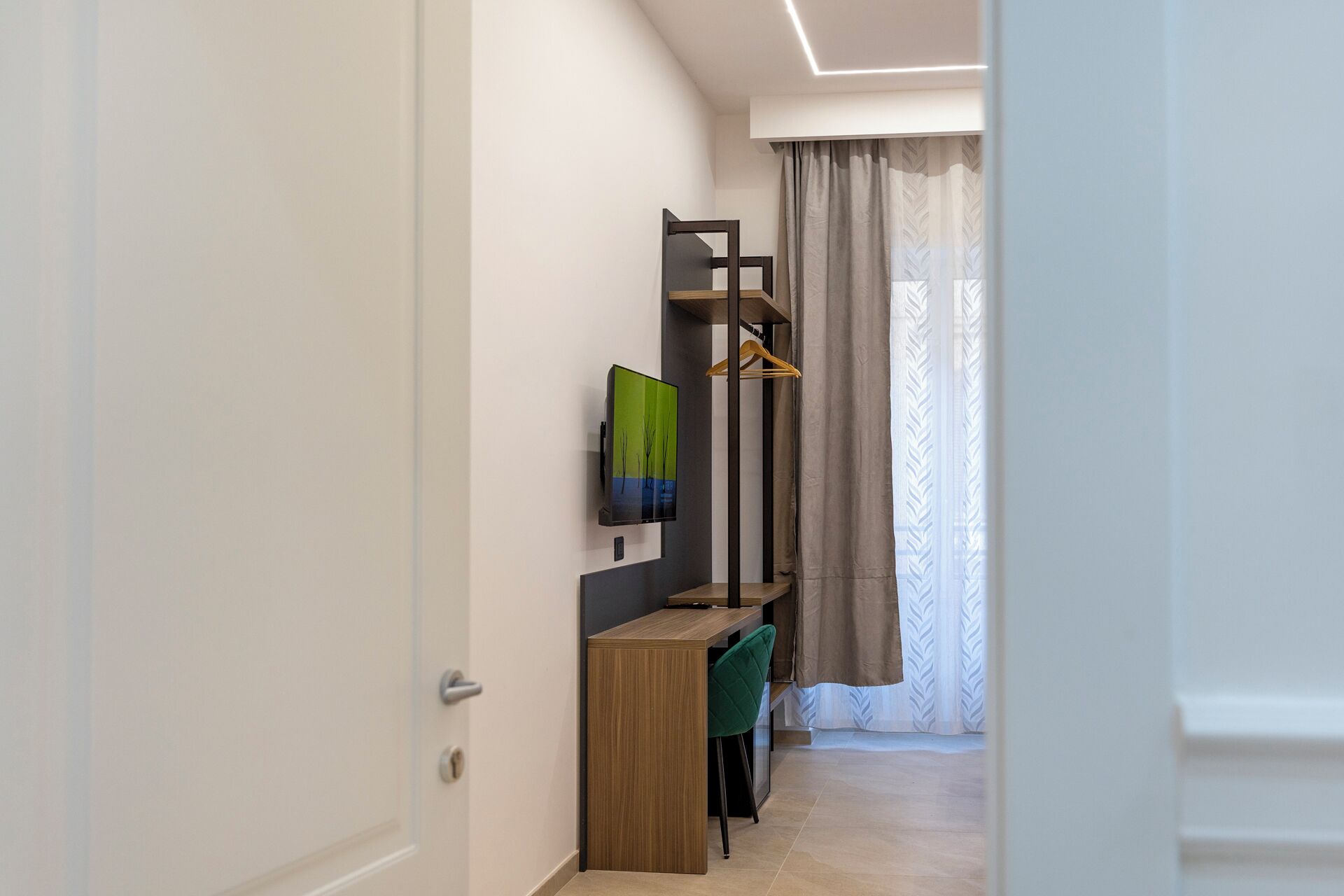 Townhome, Balcony, City View | Interior