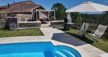 Holiday Home 'Domaine De Bellac - 32 Guests' with Private Pool, Terrace and Wi-Fi