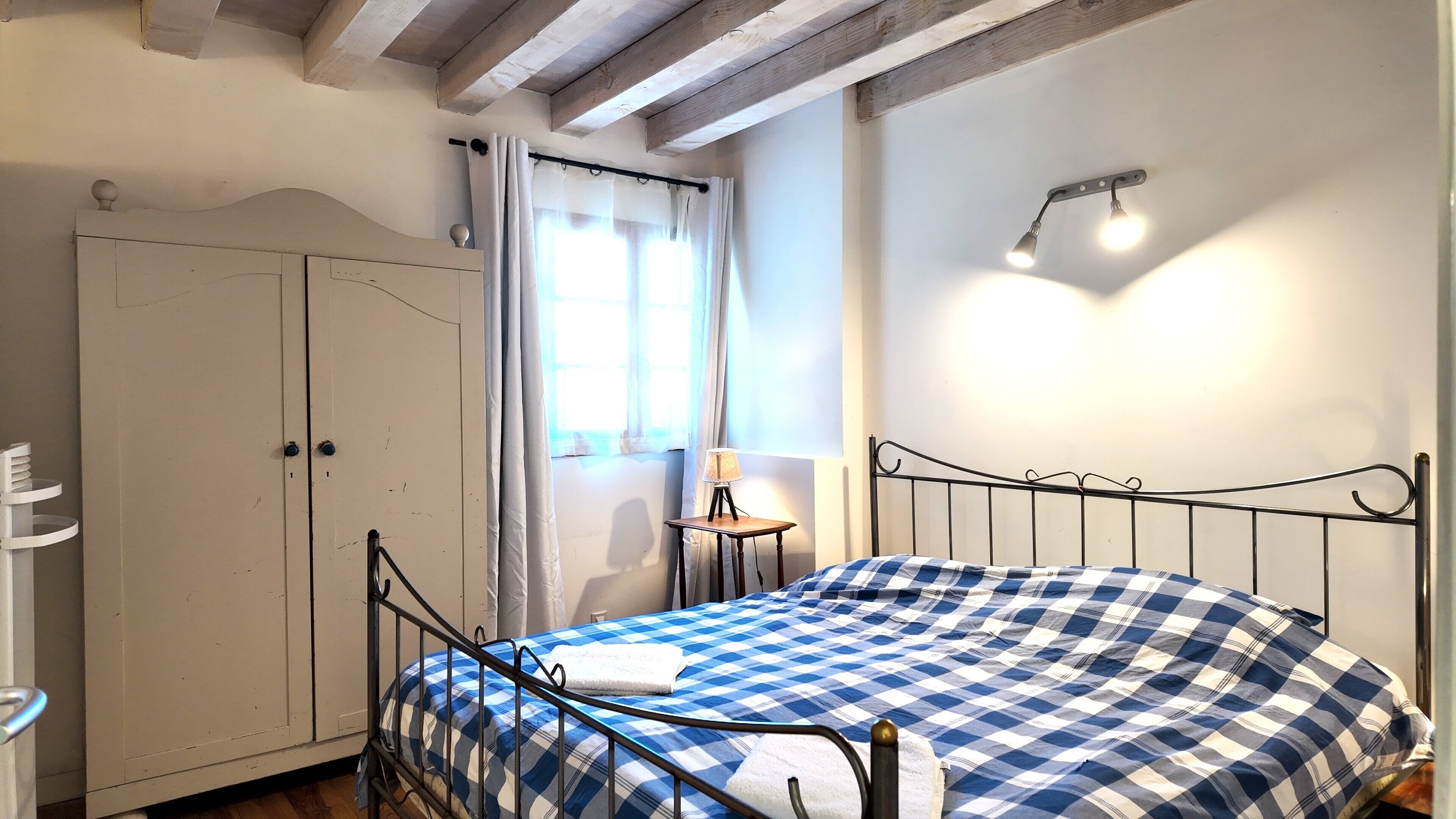 2 habitaciones, wifi y ropa de cama 