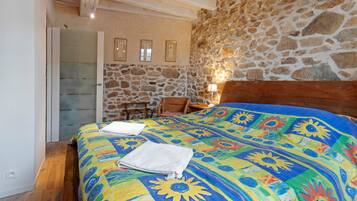 3 chambres, Wi-Fi, draps fournis