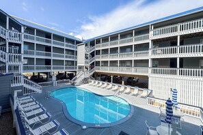 Pool - Beach Front Regatta 102A (Gulf Shores)