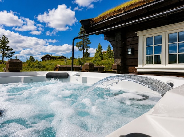 Bain à remous extérieur