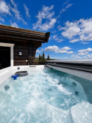 Bain à remous extérieur
