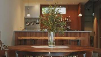 Bar (en el alojamiento)