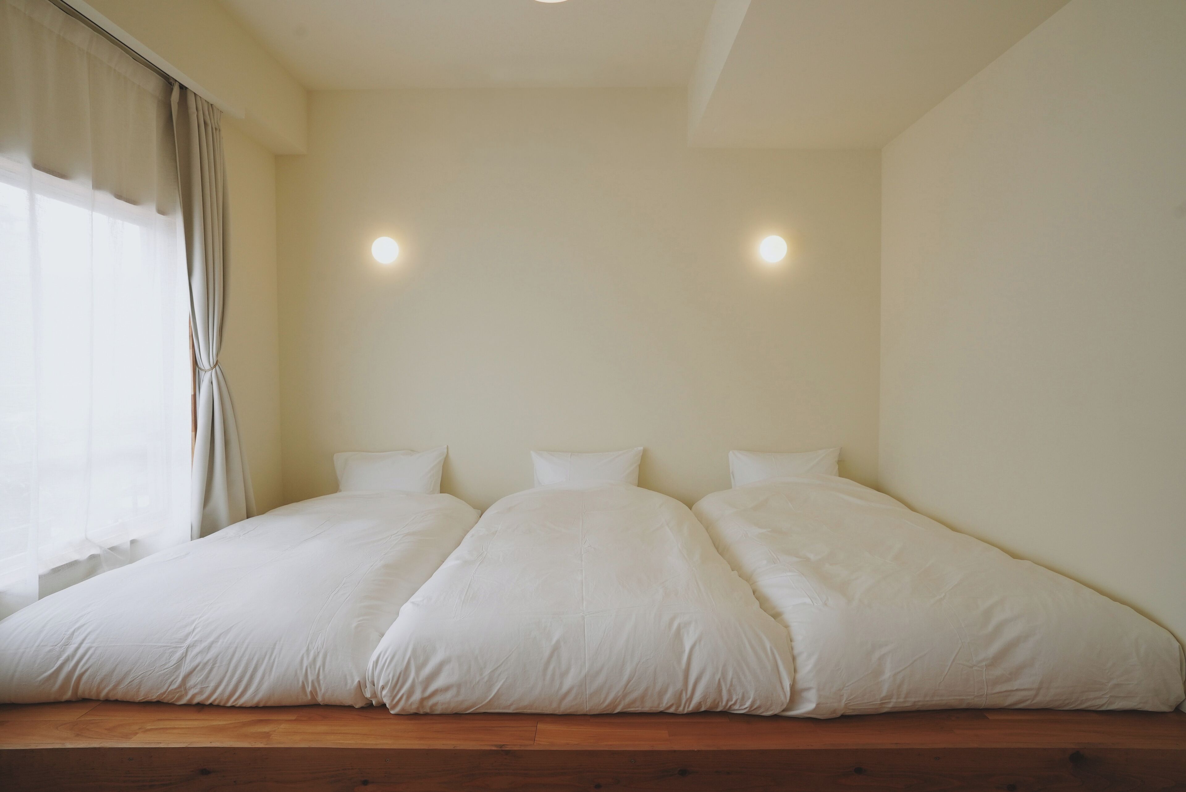 Triple Room, City View | Desk, laptop workspace, WiFi (free), bed sheets