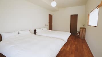 Desk, laptop workspace, free WiFi, bed sheets