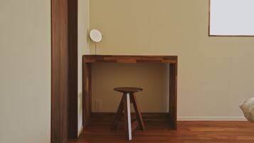 Desk, laptop workspace, free WiFi, bed sheets