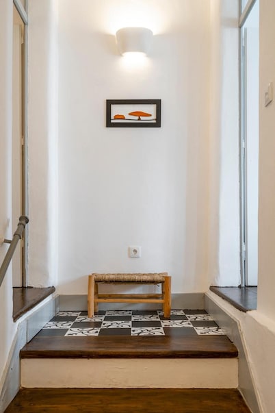 Apartment 'Dazzling House Alentejo' with Private Terrace, Wi-Fi and Air Conditioning