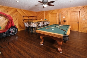 Spielezimmer