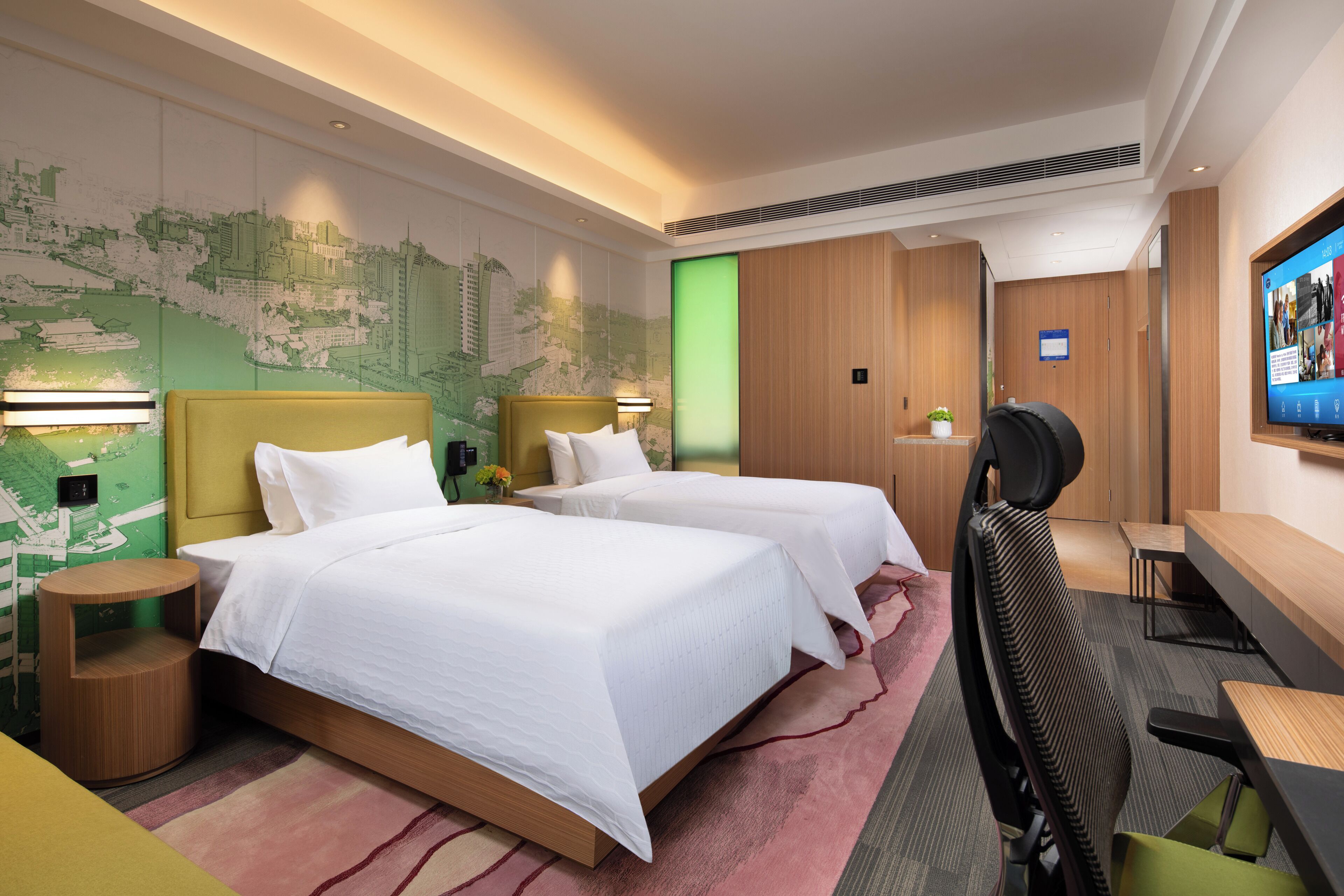 Superior Double Room, City View | Desk, laptop workspace, WiFi (free), bed sheets