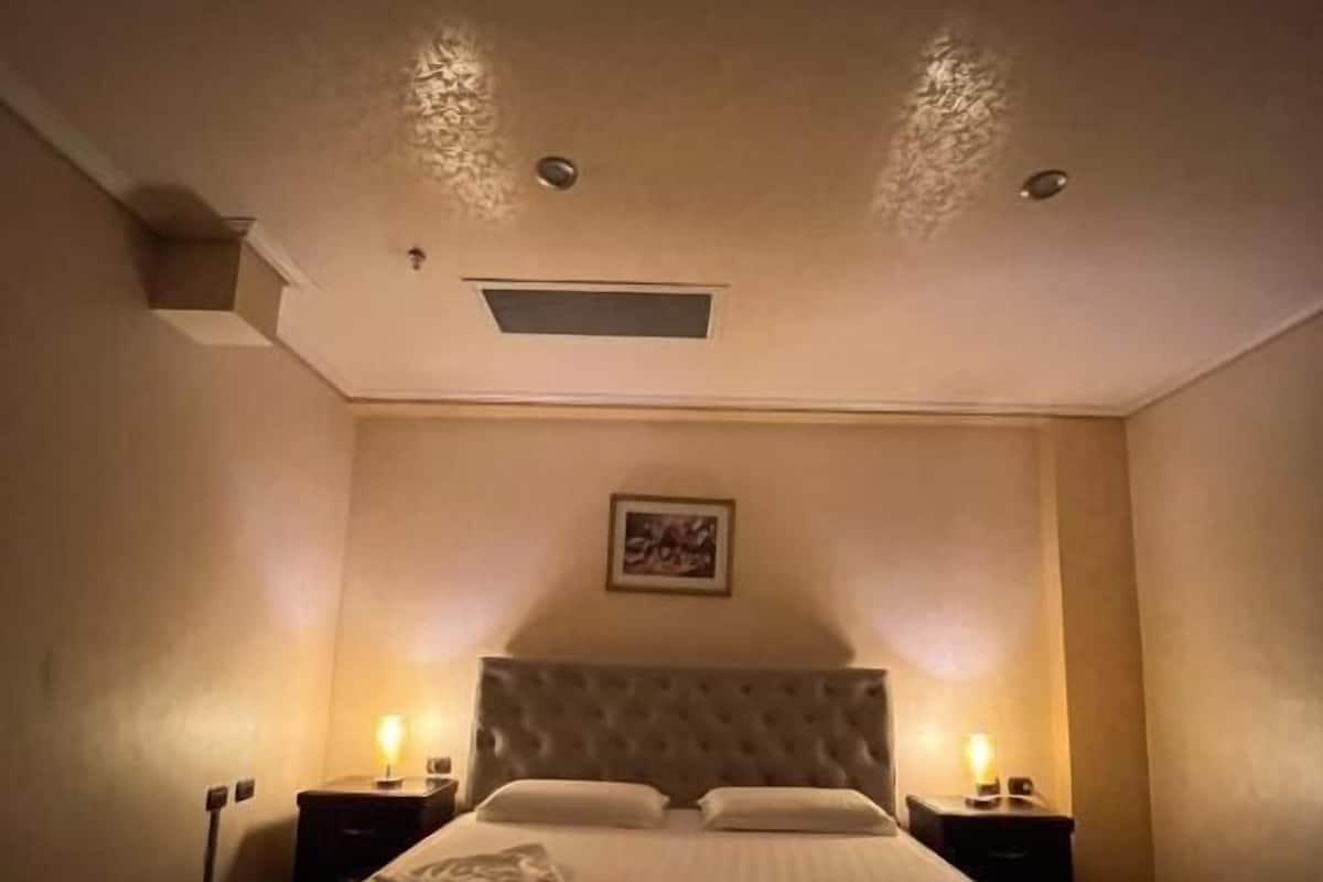 Quadruple Room, Balcony, Sea View | In-room safe, desk, blackout drapes, WiFi (free)