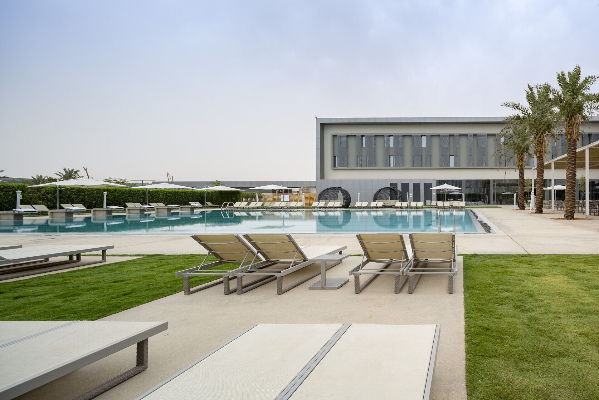 Indoor pool, 3 outdoor pools