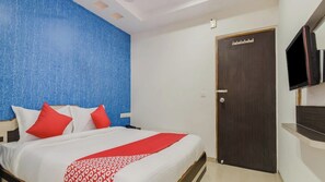 Desk, laptop workspace, free WiFi - Hotel Anjali Palace (Ahmedabad)