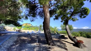 Unclassified image, 2 of 16, button - Studio Apartment 'Bellavista' with Sea View, Shared Pool and Wi-Fi (Poggi)