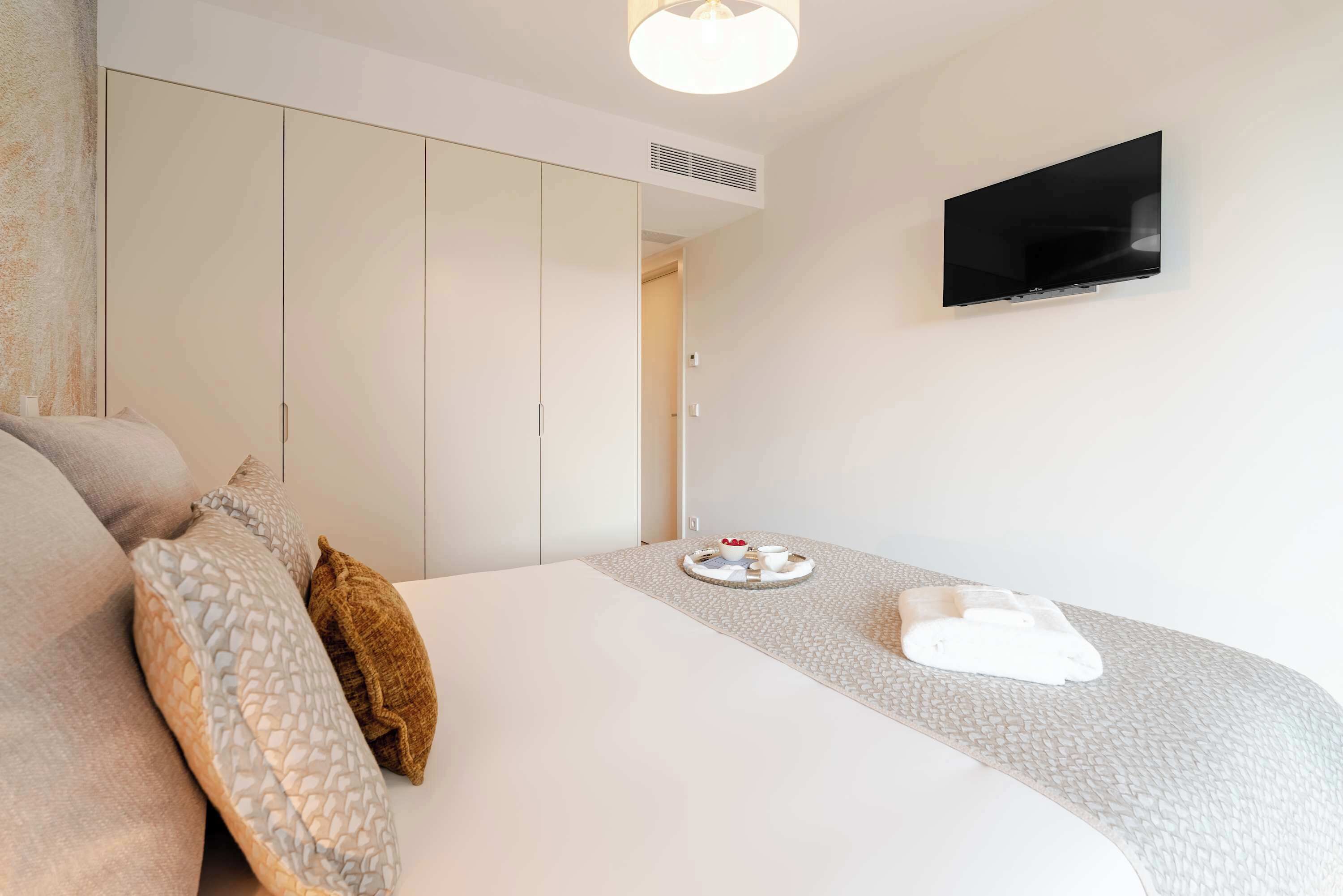 2 bedrooms, iron/ironing board, travel crib, WiFi