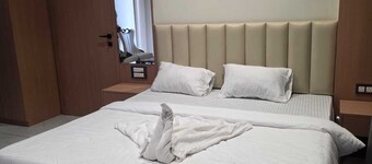 Hotel Nandanwan Resto and Bar