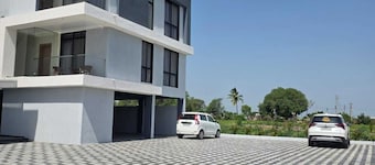 Hotel Nandanwan Resto and Bar