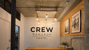 Lobby - Room-cozy B&B Experience in Bangkok Noi (Bangkok)