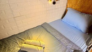 Shared Dormitory, 1 Bedroom | 1 bedroom - Room-cozy B&B Stay in Bangkok With Moder (Bangkok)