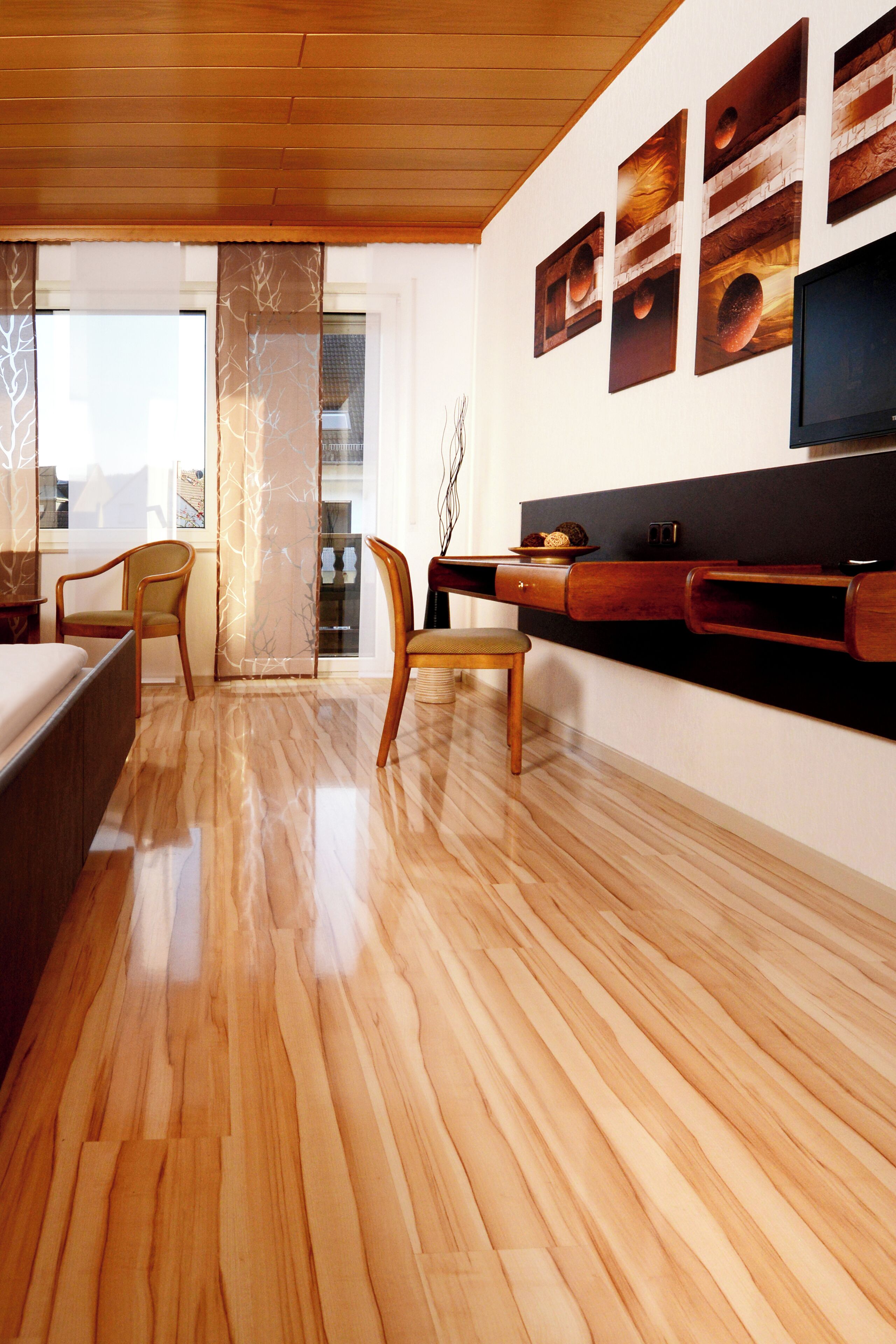 Double or Twin Room, Balcony | Laptop workspace, free WiFi, bed sheets