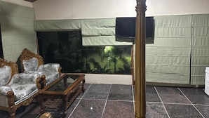 Interior - Giri Sarovar Resort (Paud)